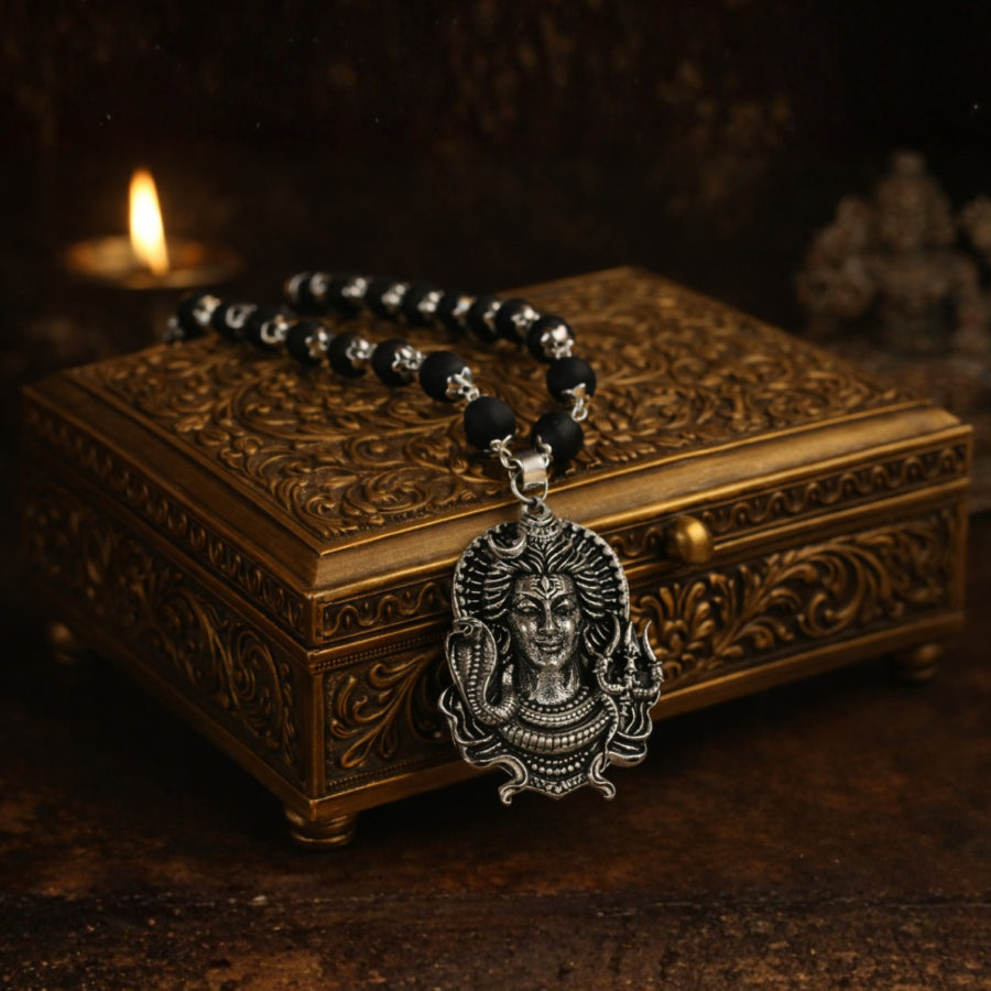 Karungali Silver Cap Mala with Shiva Naag Kavach Pendant